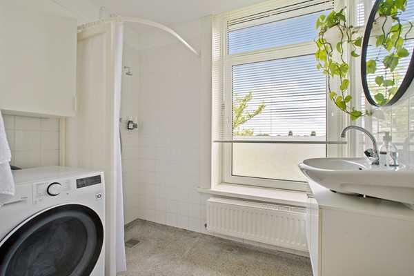 Medium property photo - Charlotte de Bourbonstraat 1-3, 1055 WN Amsterdam